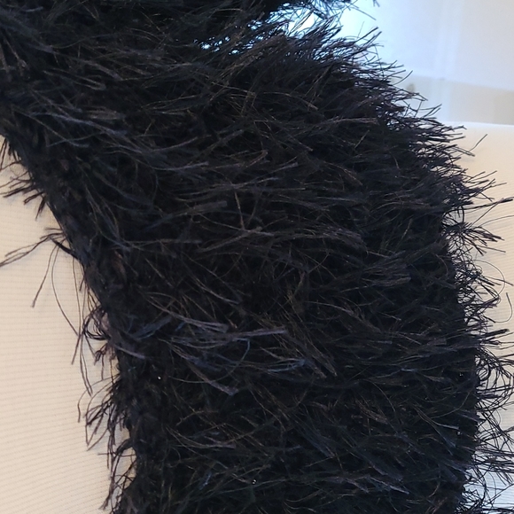 Top - Picture 3 of 4